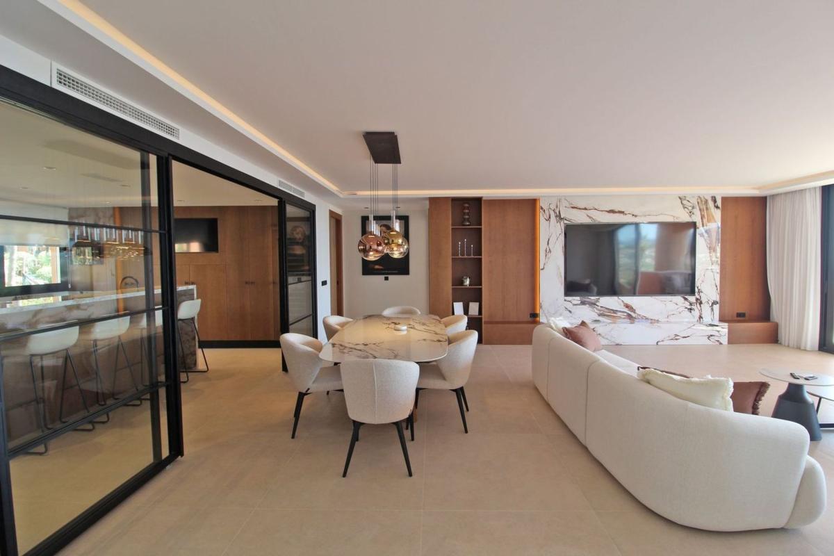 Venta de piso en Piso en Avenida Calderón de la Barca s/n, Los Naranjos, Marbella, Marbella
photo 3
