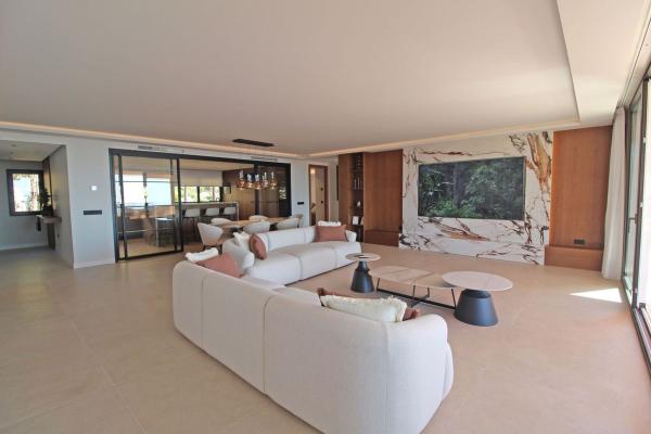 Venta de piso en Piso en Avenida Calderón de la Barca s/n, Los Naranjos, Marbella, Marbella
 photo 4
