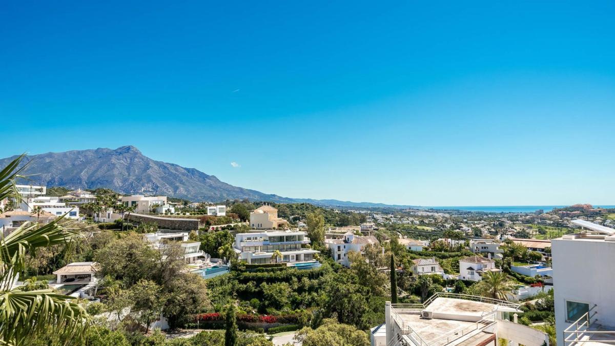 Properties for sale and rent in Spain photo 4