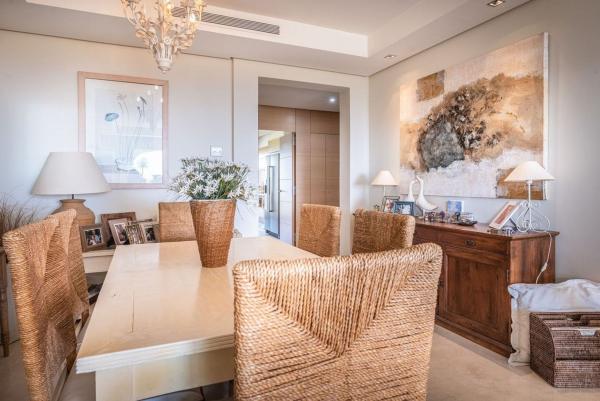 Аттик на продажу в  Ático en Avenida Tomás Pascual, La Quinta, Benahavís, Бенахавис photo 4