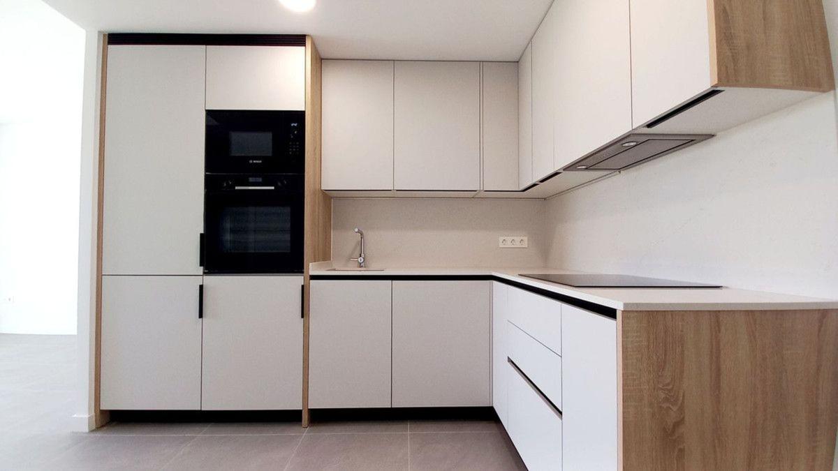 Продажа квартиры на Piso en Avenida Luis Peralta s/n, Calaburra - Chaparral, Mijas, Михас
photo 3