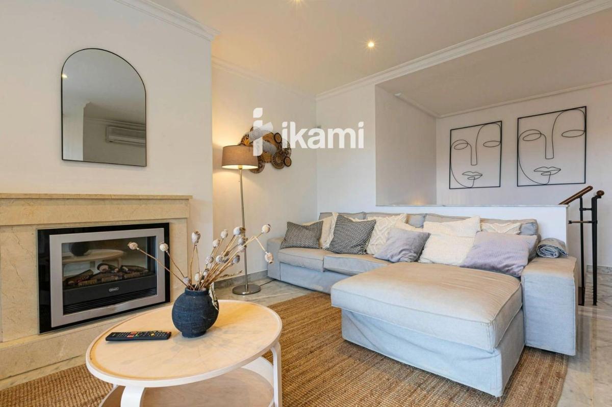 Venta de duplex en Dúplex en Avenida Nueva Andalucia, Los Naranjos, Marbella, Marbella photo 3