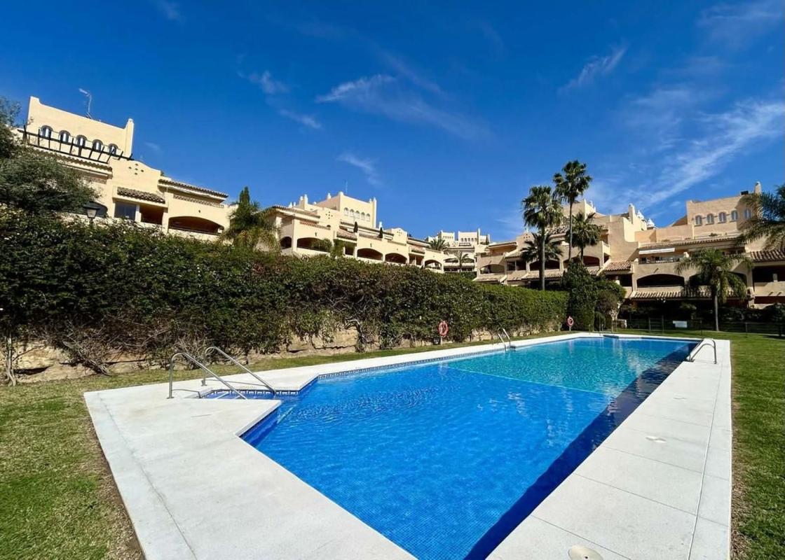 Venta de piso en Piso en Calle Hiedra s/n, Alto de los Monteros, Marbella, Marbella
photo 1
