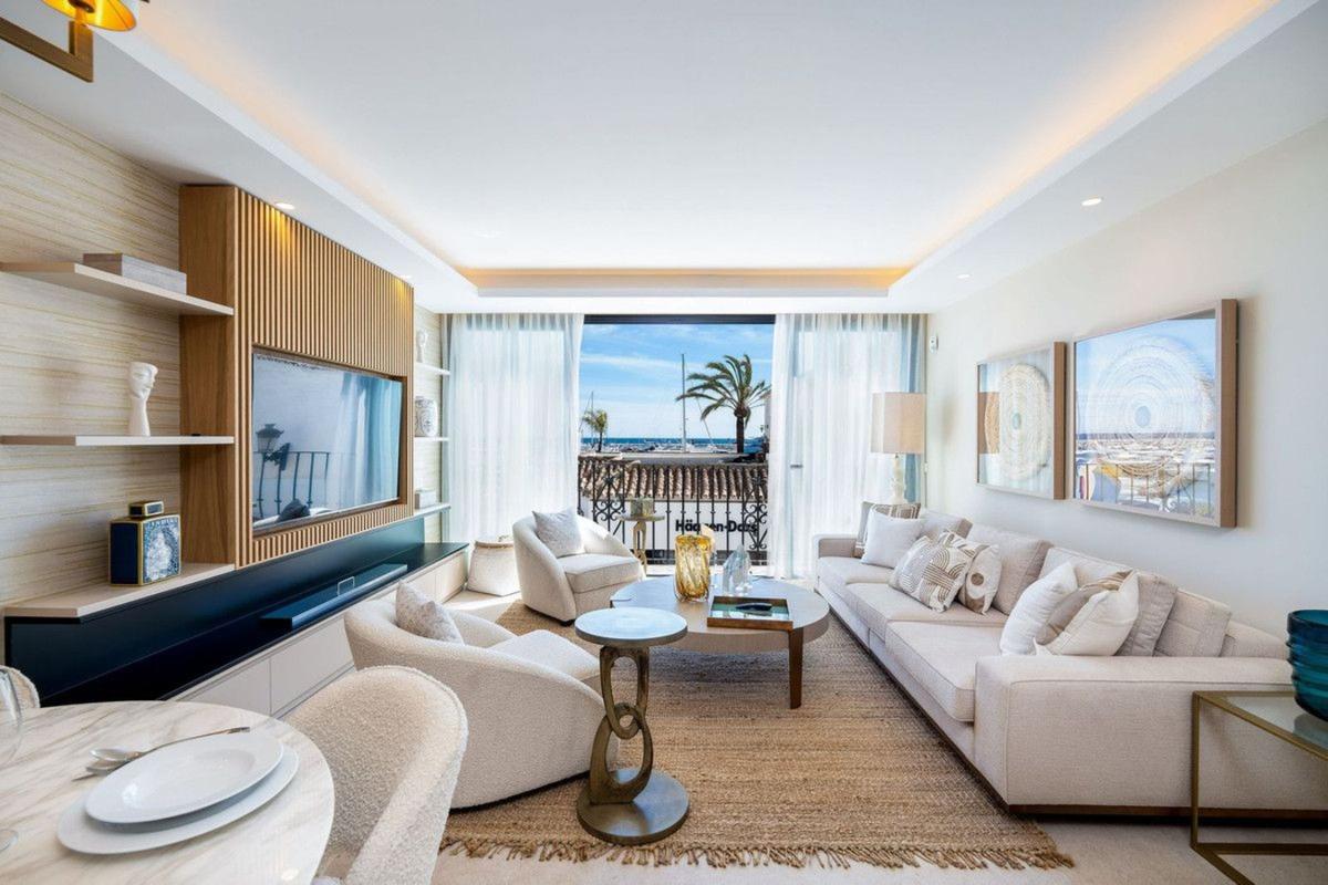Venta de piso en Piso en Calle Tramo de Unión, Puerto Banús, Marbella, Marbella
 photo 5