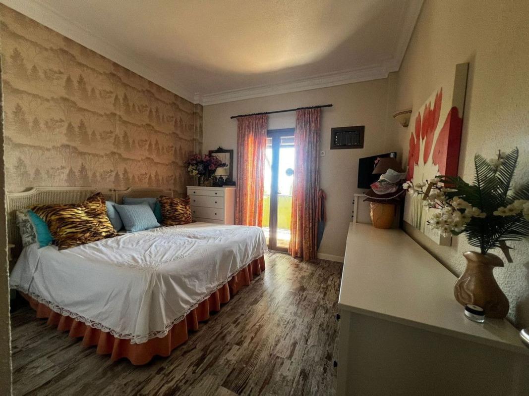 Продажа квартиры на Piso en Sitio de Calahonda, Mijas, Михас
 photo 4