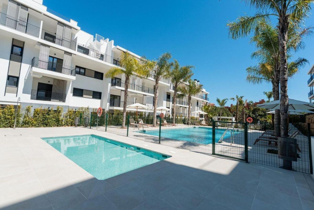 Venta de piso en Piso en Calle Carlos Cano, 16, Huerta Nueva, Estepona, Estepona
 photo 2