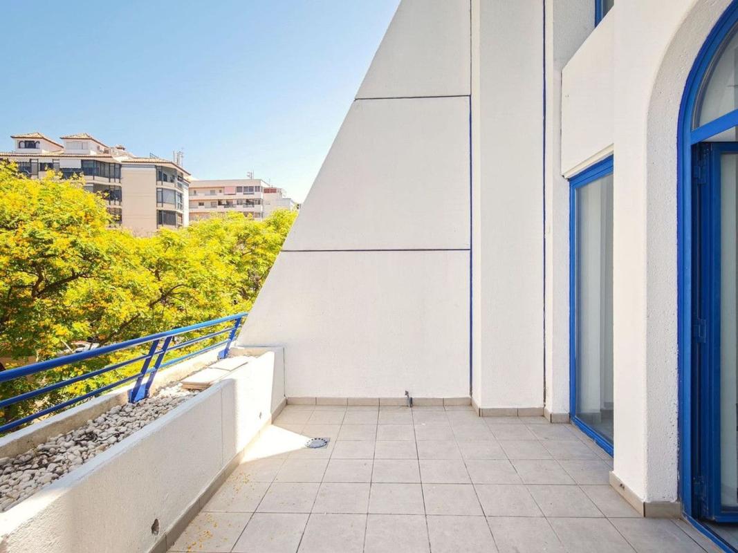 Venta de duplex en Dúplex en Calle de Ramón Gómez de la Serna, Playa de la Fontanilla, Marbella, Marbella photo 3