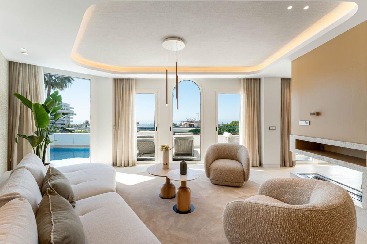 Sprzedaż duplexu w Dúplex en Calle de Ramón Gómez de la Serna, Ricardo Soriano, Marbella, Marbella photo 2