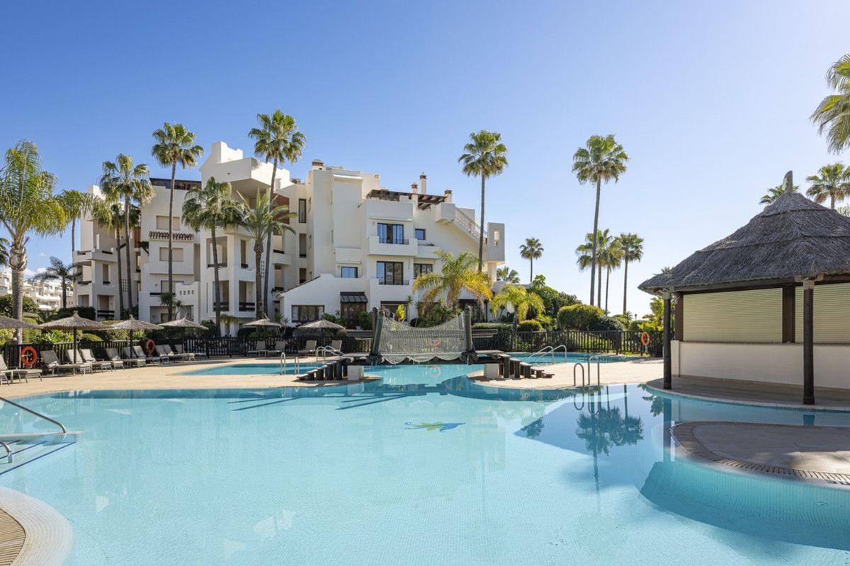 Sprzedaż mieszkania w Piso en El Velerín, Estepona, Estepona
photo 3