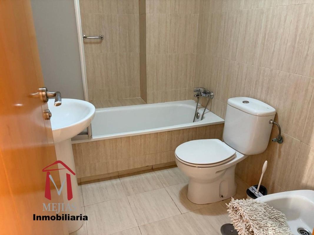 Sprzedaż mieszkania w Piso en Zona Fuentemora, Antequera, Antequera
photo 5