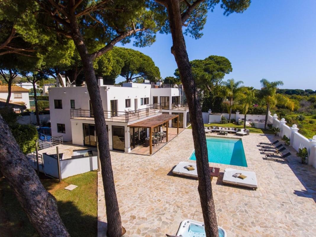 Properties for sale and rent in Spain photo 4