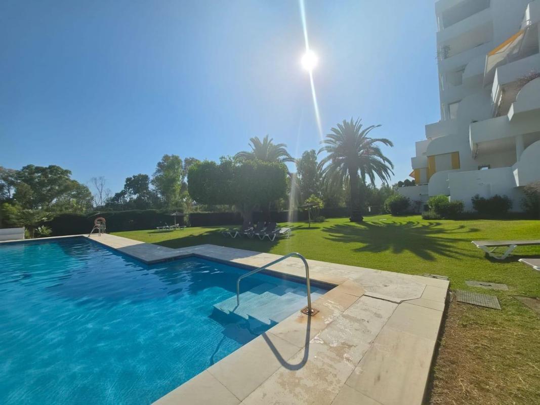 Venta de piso en Piso en Guadalmina Alta, Marbella, Marbella
photo 1