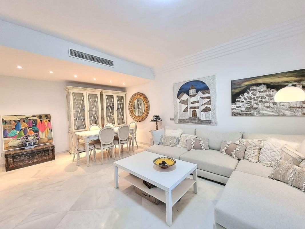 Venta de piso en Piso en Urbanización la Judía, Aloha, Marbella, Marbella
photo 3