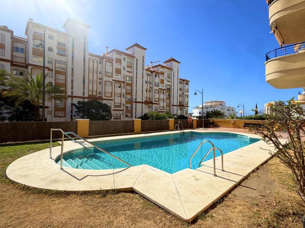 Продажа квартиры на Piso en Puerta del Mar, Huerta Nueva, Estepona, Эстепона
photo 3