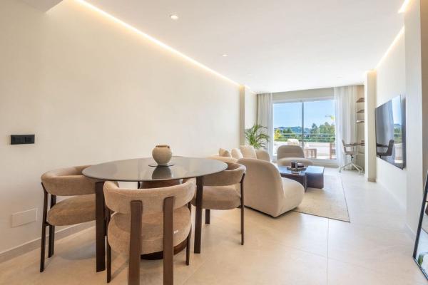 Venta de piso en Piso en Los Arqueros Golf & Country Club s/n, Los Arqueros-Puerto del Almendro, Benahavís, Benahavís
thumbnail 2