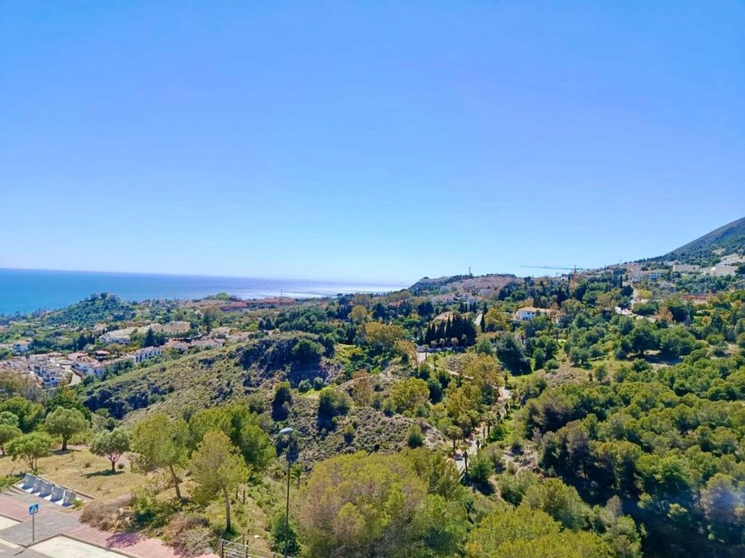 Venta de piso en Piso en Avenida Rocas Blancas, 10, Montealto, Benalmádena, Benalmádena
photo 1