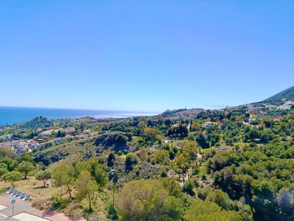 Venta de piso en Piso en Avenida Rocas Blancas, 10, Montealto, Benalmádena, Benalmádena
photo 1