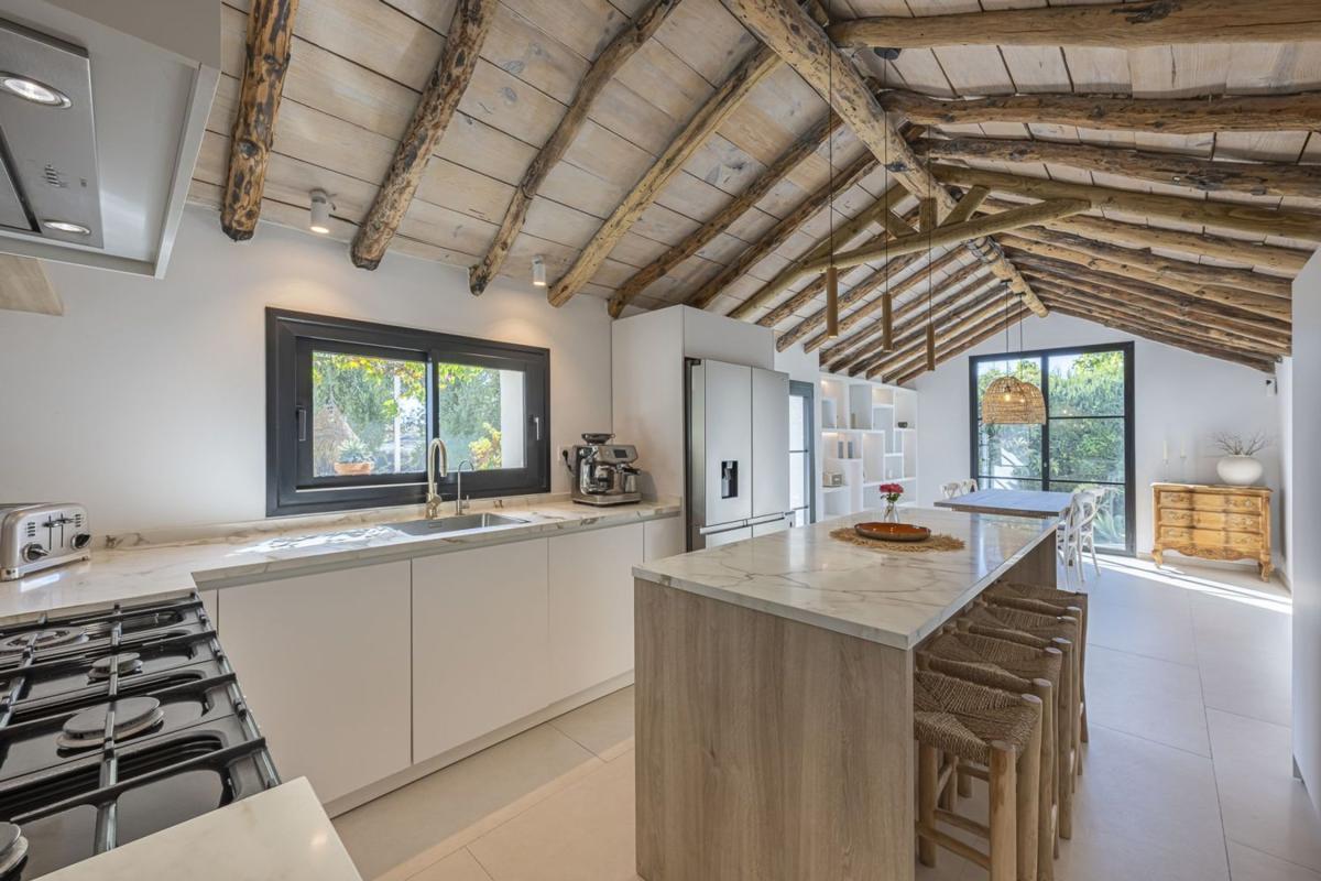 Properties for sale and rent in Spain photo 3