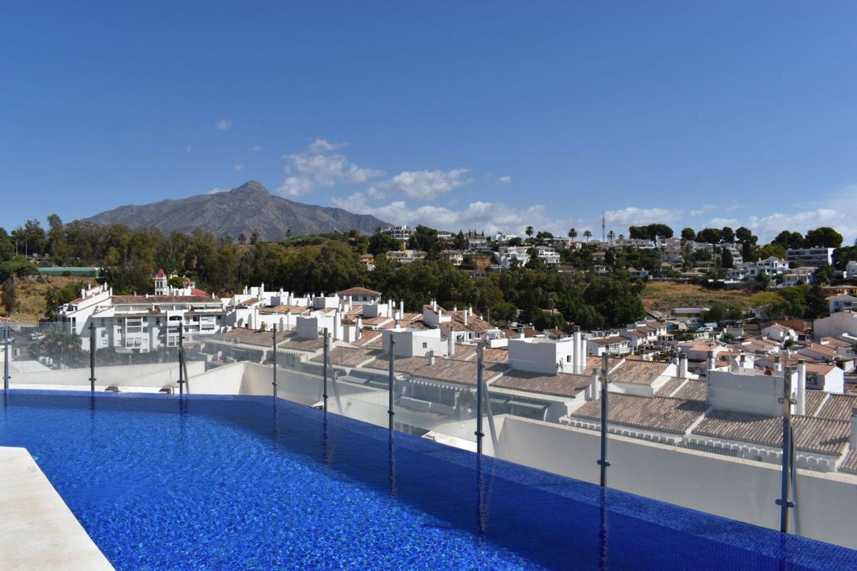 Продажа квартиры на Piso en Calle 02c Nva Andaluc, 3, Rodeo Alto-Guadaiza-La Campana, Marbella, Марбелла
photo 2