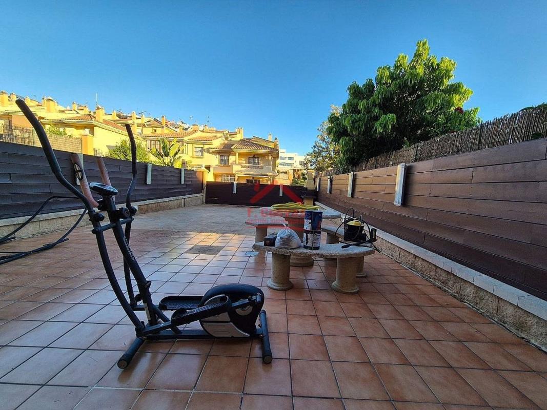 Venta de piso en Piso en Calle Cerro del Romeral, Camino Algarrobo - Las Arenas, Vélez-Malaga, Vélez-Malaga
photo 2