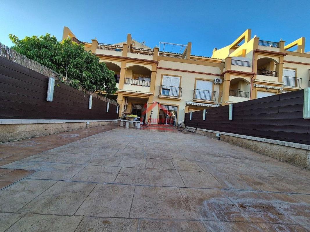 Venta de piso en Piso en Calle Cerro del Romeral, Camino Algarrobo - Las Arenas, Vélez-Malaga, Vélez-Malaga
photo 3
