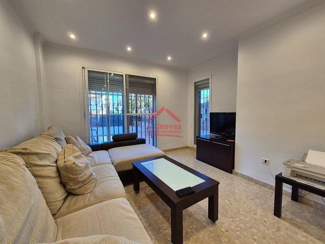 Venta de piso en Piso en Calle Cerro del Romeral, Camino Algarrobo - Las Arenas, Vélez-Malaga, Vélez-Malaga
photo 5