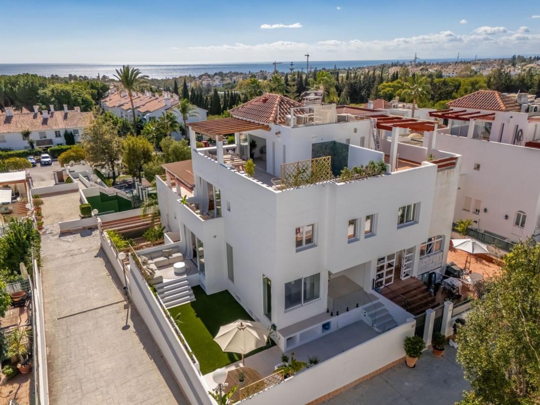 Properties for sale and rent in Spain photo 1
