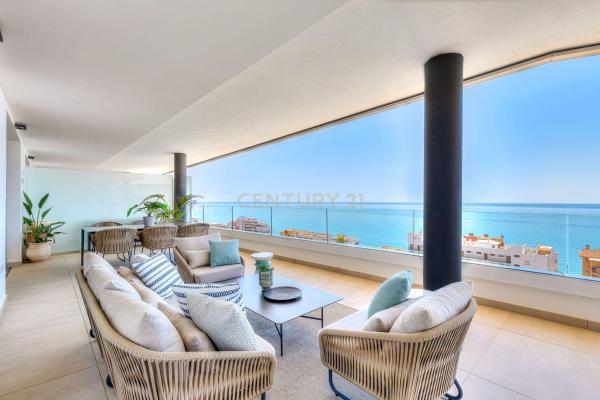 Sale of flat in Piso en Calle Begoña, 1, Las Gaviotas, Fuengirola, Fuengirola
photo 1