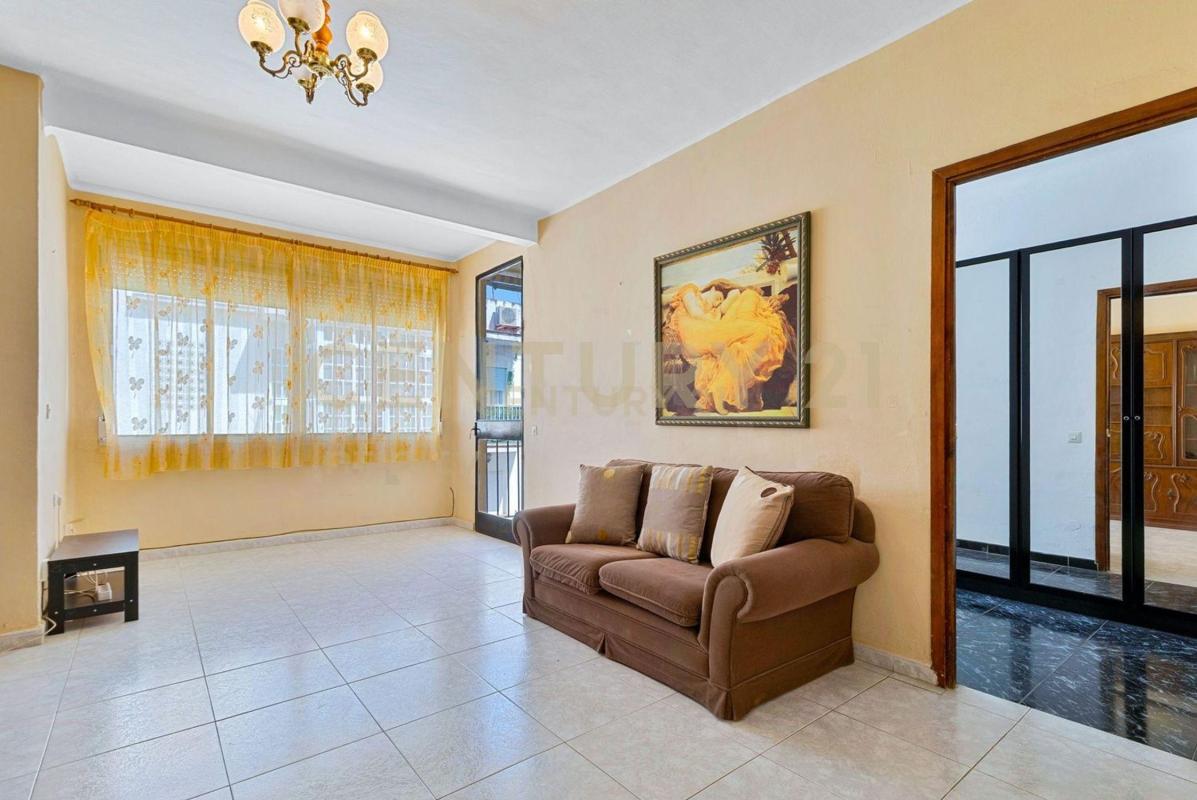 Sale of apartment in Piso en Calle Perú, 2, Centro Ciudad, Fuengirola, Fuengirola
photo 2
