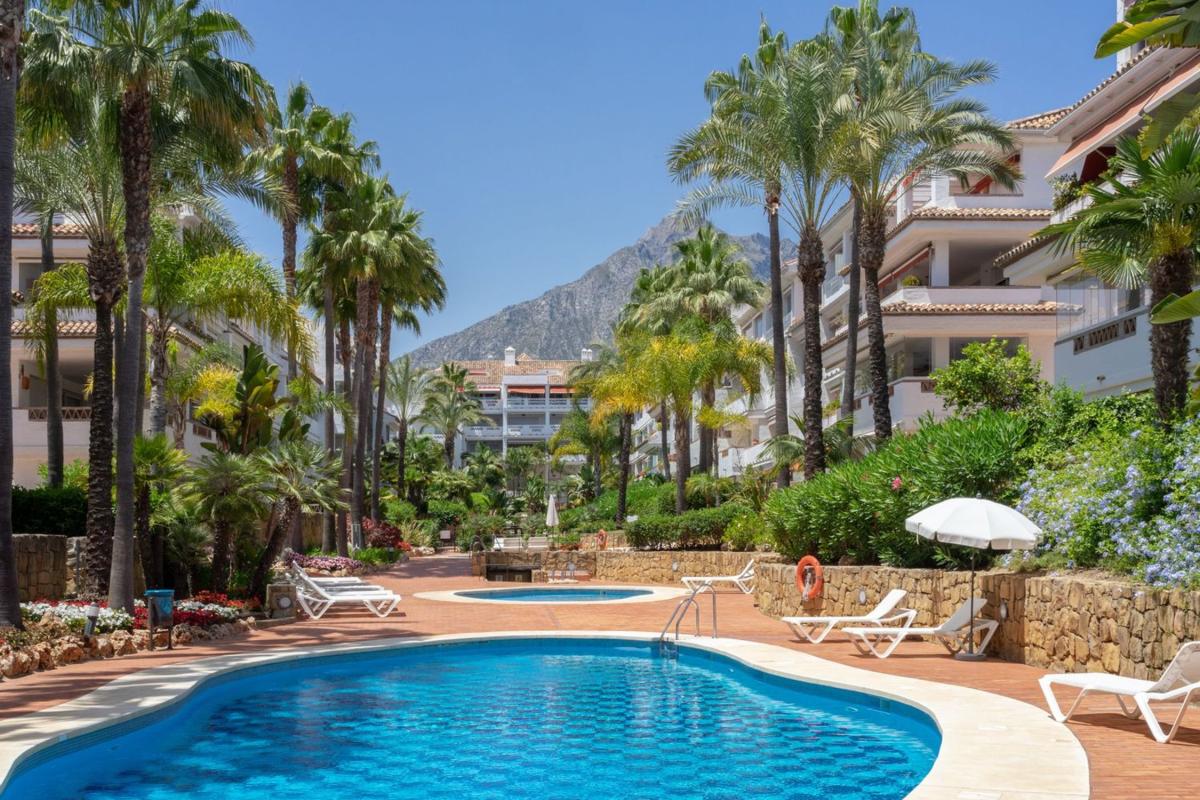 Продажа пентхауса на Ático en Urbanización Marbellamar, La Carolina-Guadalpín, Marbella, Марбелла photo 1