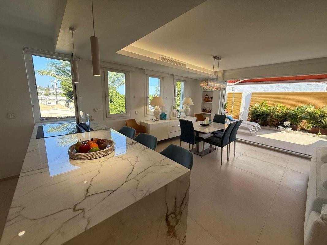Продажа пентхауса на Ático en Urbanización Marbellamar, La Carolina-Guadalpín, Marbella, Марбелла photo 3