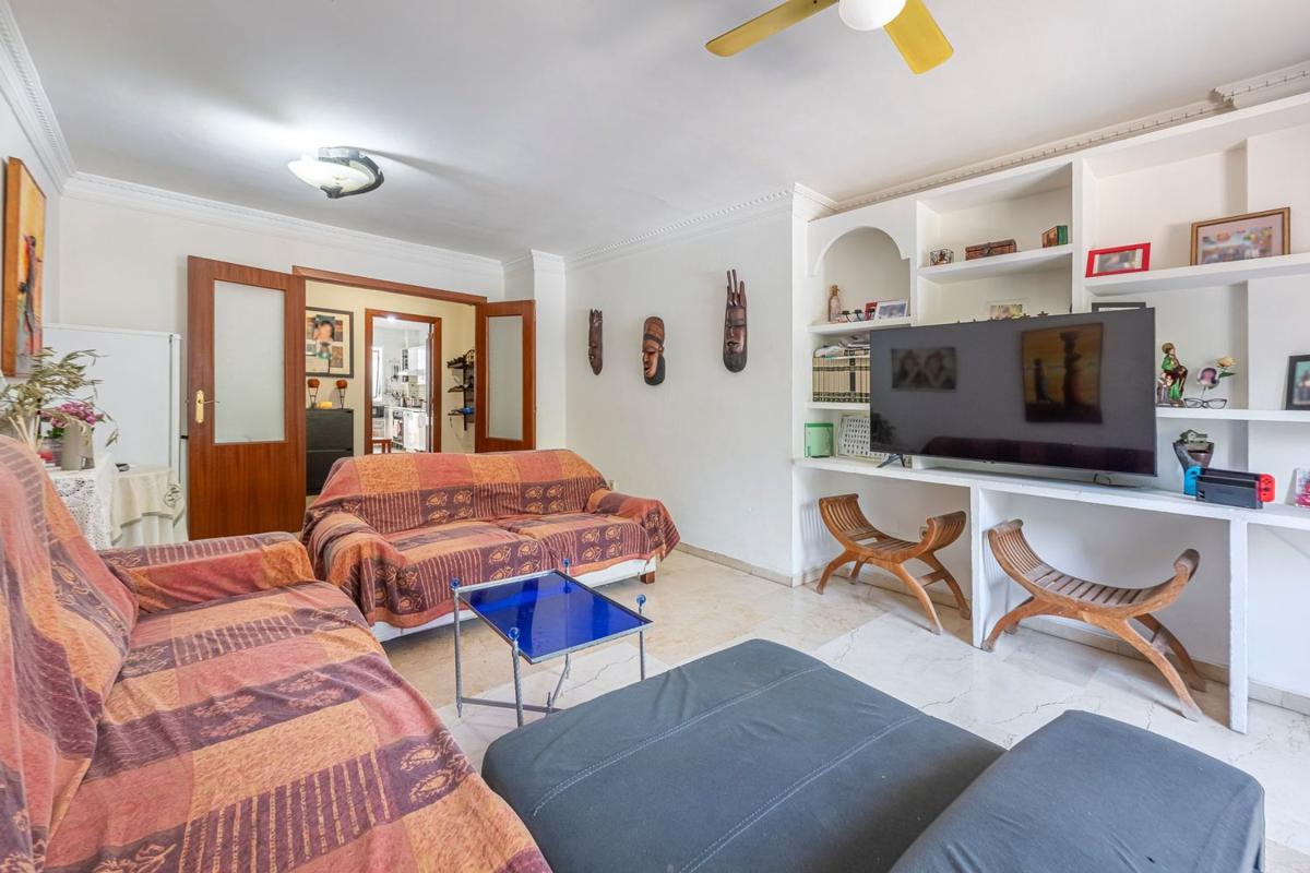 Sale of apartment in Piso en San Bernabe, La Puya - La Ermita, Marbella, Marbella
photo 1