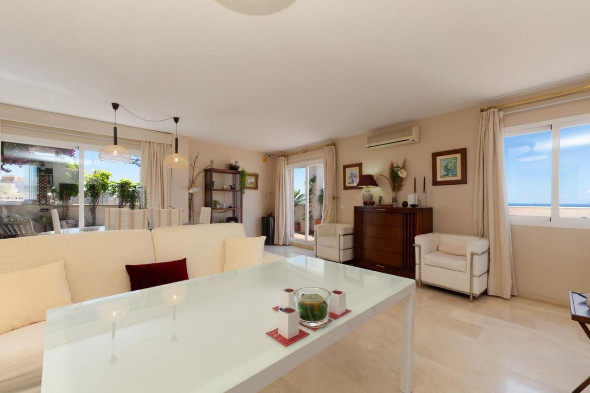Продажа пентхауса на Ático en Centro, Estepona, Эстепона photo 3