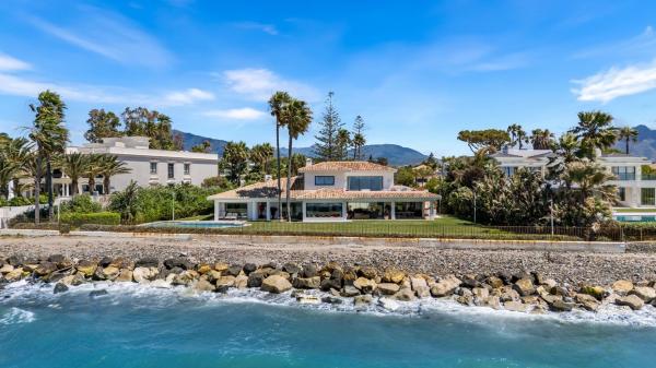 Casa o chalet independiente en Calle Galicia, Casasola, Estepona thumbnail 1