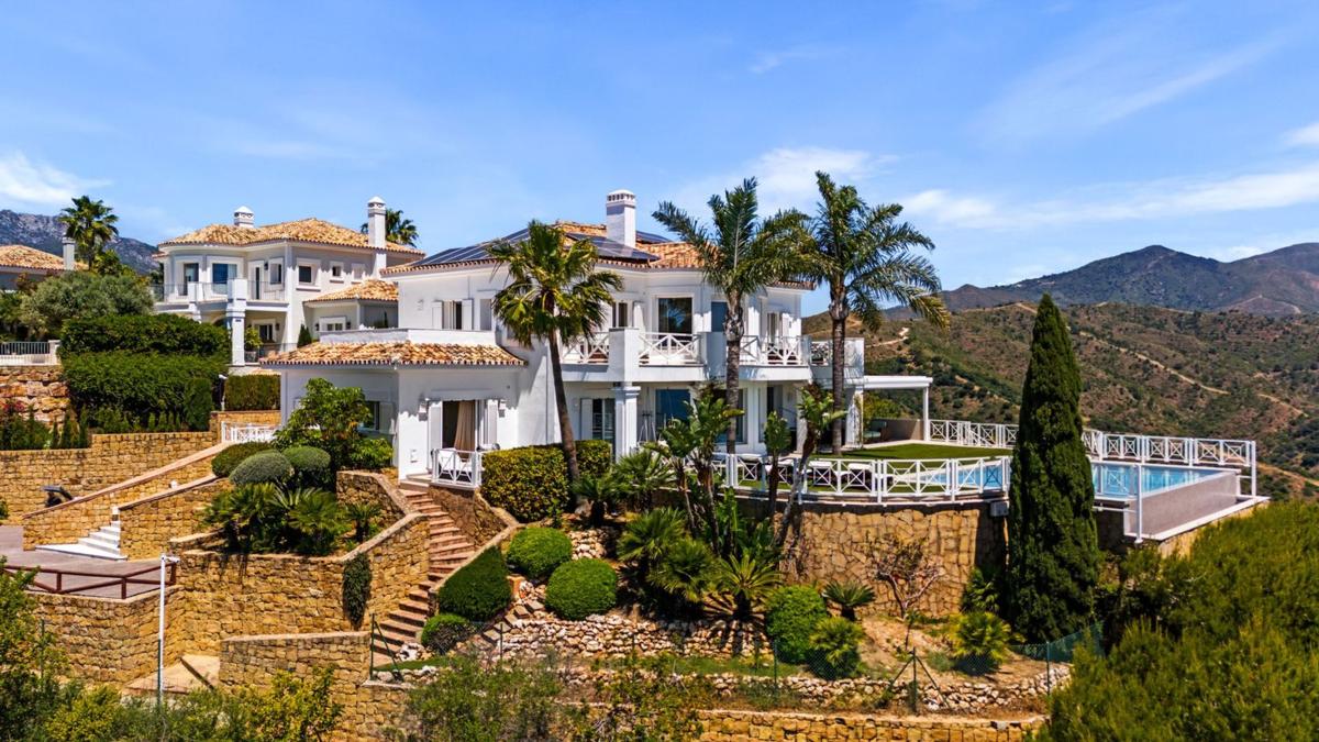 Properties for sale and rent in Spain photo 5