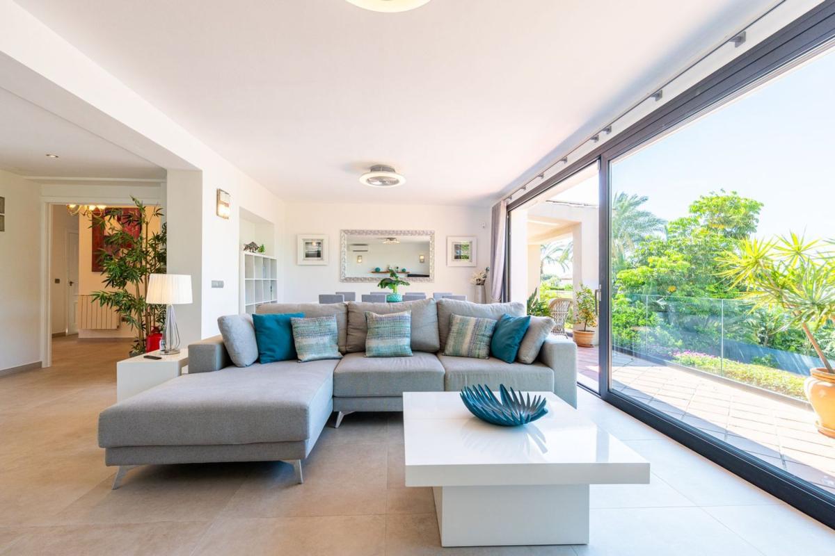 Properties for sale and rent in Spain photo 2