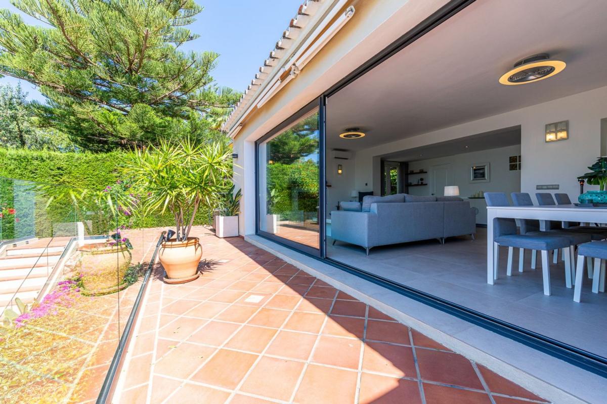 Properties for sale and rent in Spain photo 5