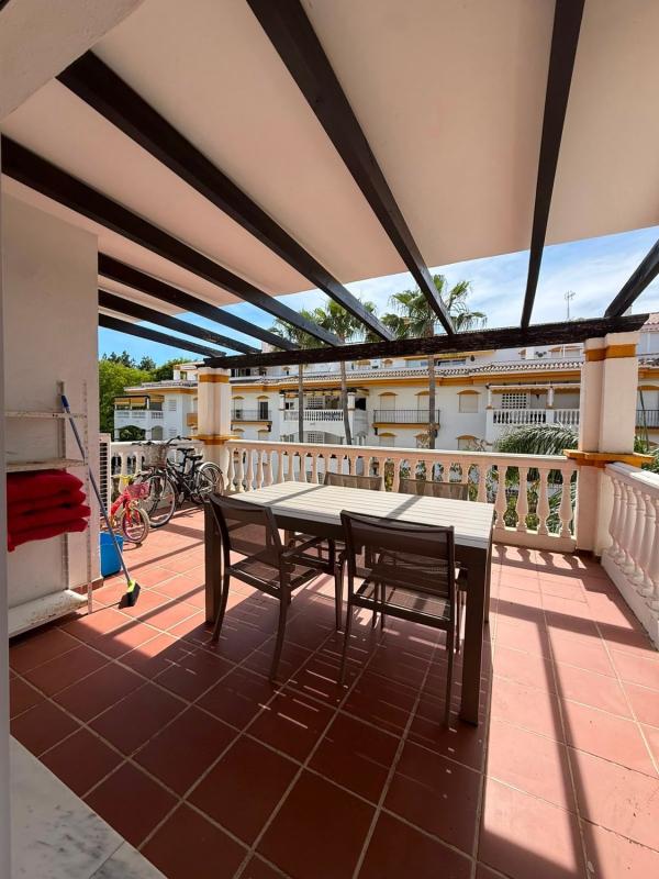 Venta de piso en Piso en La dama de noche s/n, La Dama de Noche-La Alzambra, Marbella, Marbella
photo 1