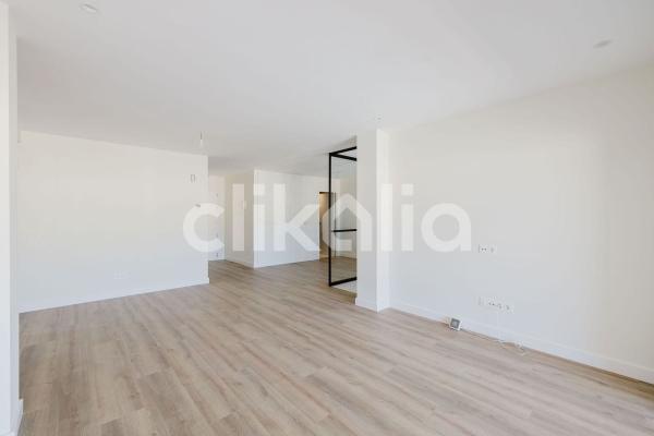 Venta de piso en Piso en Avenida de Andalucía, Carranque - Haza Cuevas, Málaga, Málaga
 photo 4