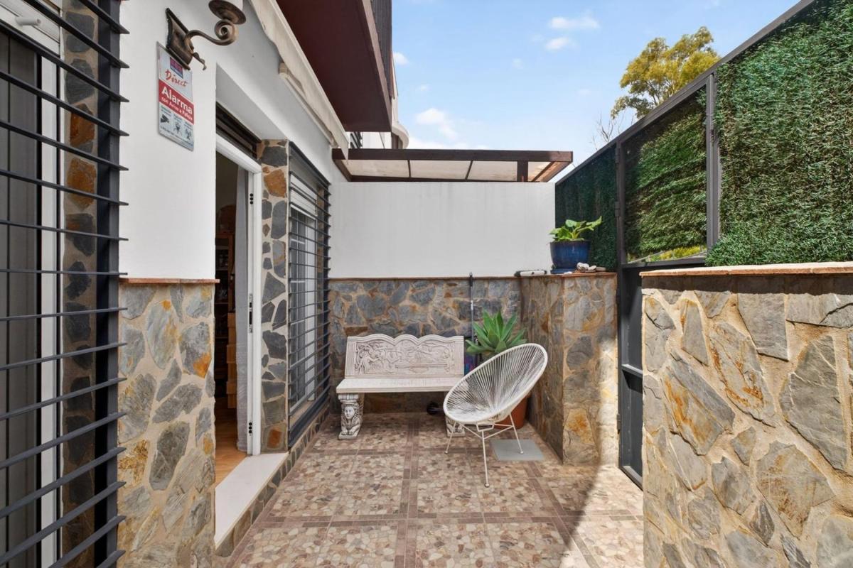 Properties for sale and rent in Spain photo 3
