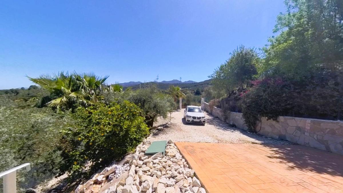 Properties for sale and rent in Spain photo 3