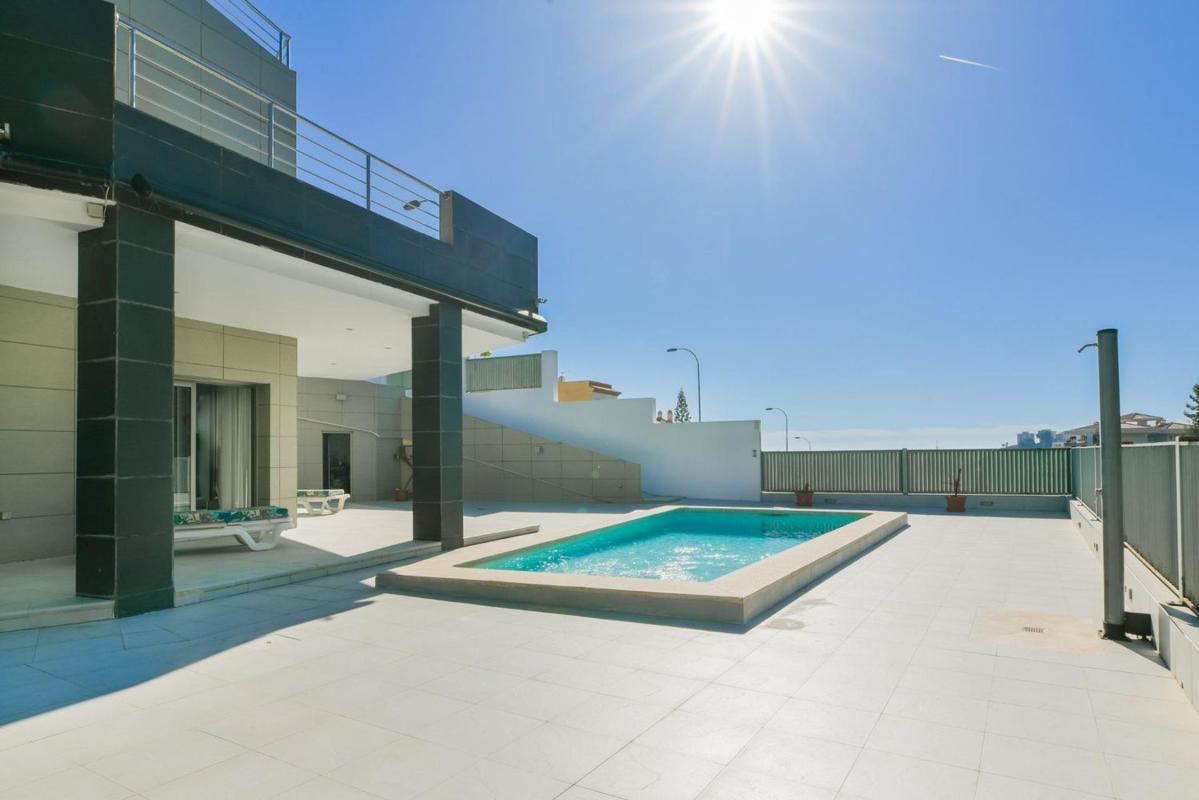 Properties for sale and rent in Spain photo 3