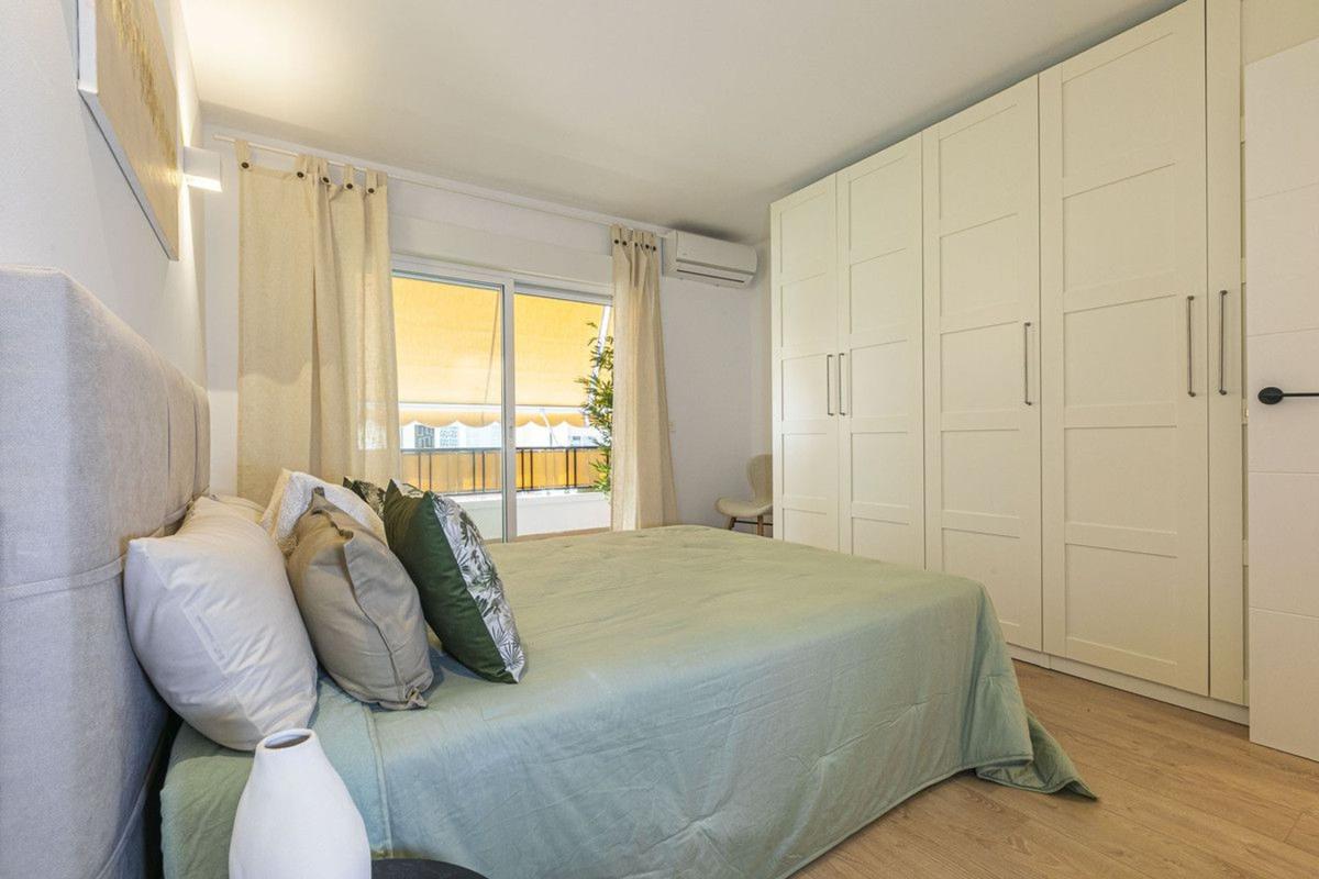 Venta de piso en Piso en Calle 11 de Marzo, 10, Playa Bajadilla-Puertos, Marbella, Marbella
photo 5