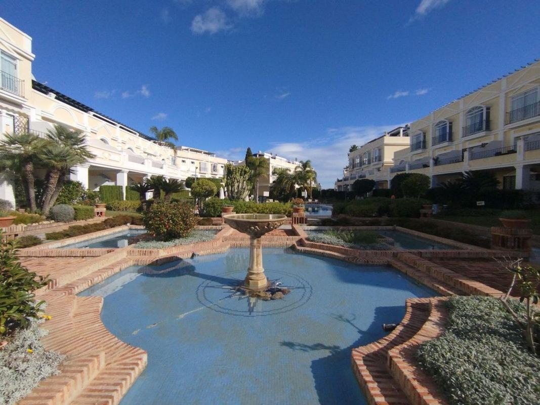 Venta de piso en Piso en Avenida del Prado, Aloha, Marbella, Marbella
photo 4