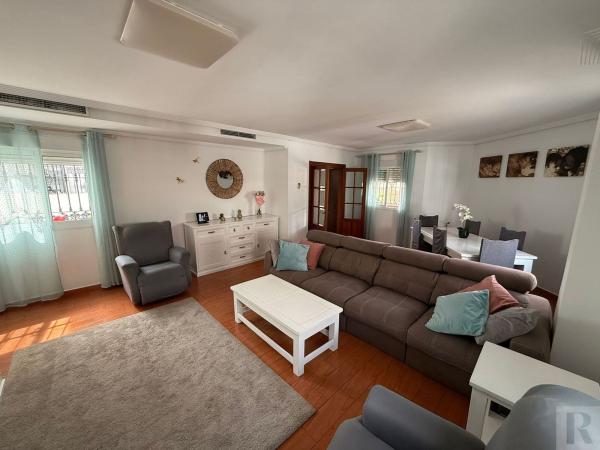 Chalet pareado en Los Almendros - El Limonero - El Tomillar, Málaga thumbnail 2