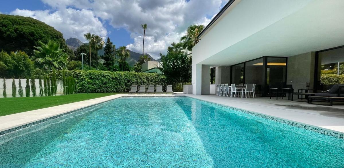 Properties for sale and rent in Spain photo 5