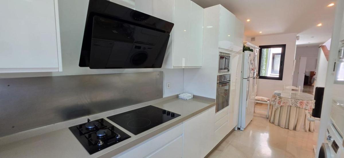 Properties for sale and rent in Spain photo 5