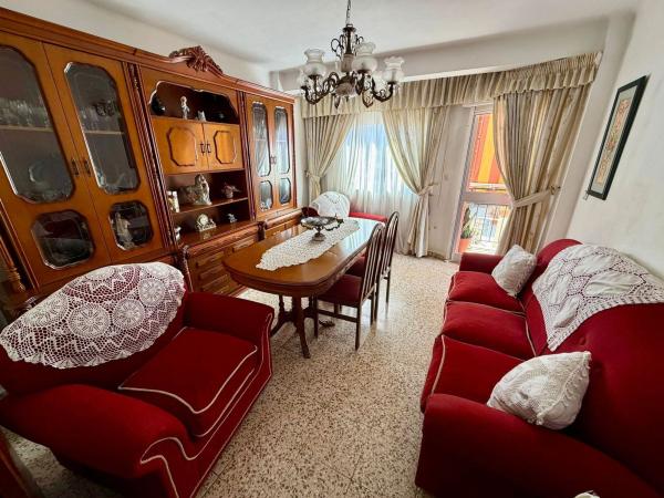 Venta de piso en Piso en Cooperativa San Valentin, 9, Centro, Vélez-Malaga, Vélez-Malaga
 photo 1