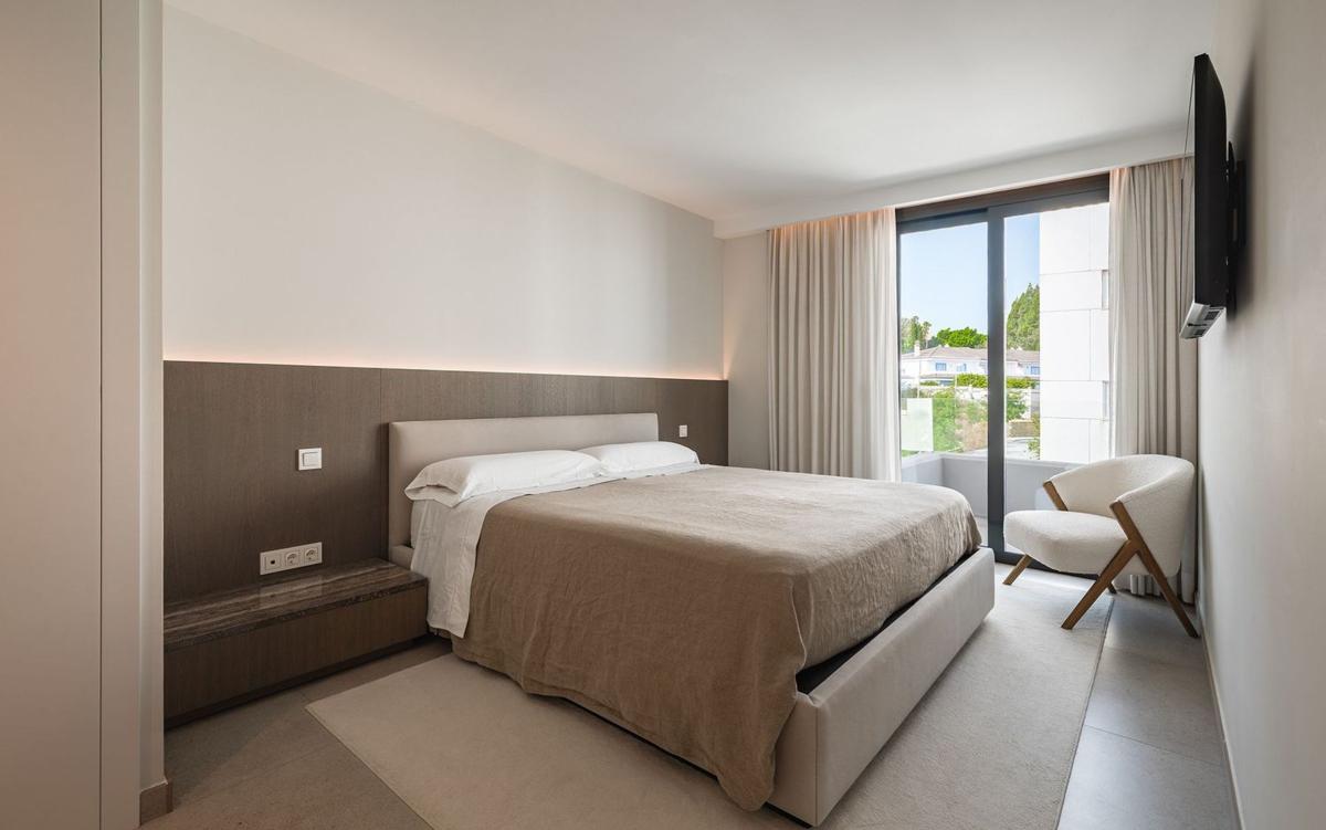 Продажа пентхауса на Ático en Calle Van Gogh, Linda Vista-Nueva Alcántara-Cortijo Blanco, Marbella, Марбелла photo 5