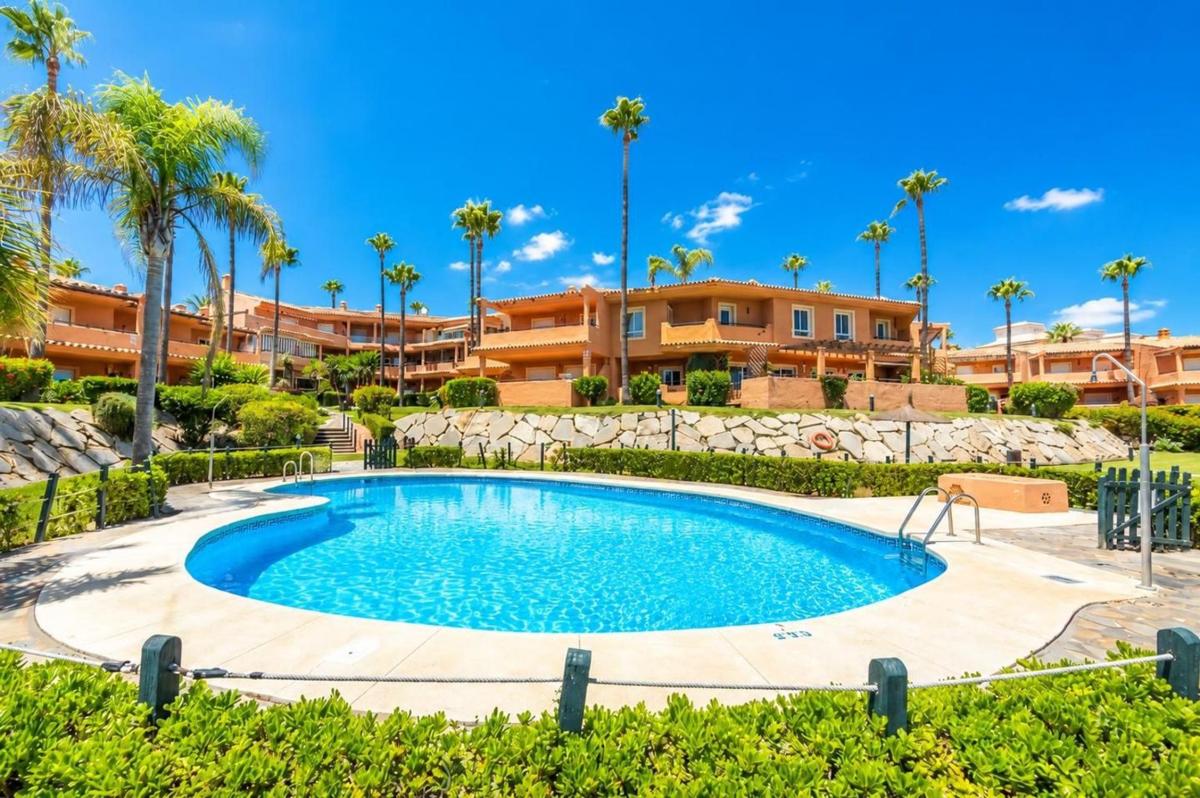 Venta de piso en Piso en Urbanizacion el Mirador de Bermuda Beach, Buenas Noches, Estepona, Estepona
photo 4